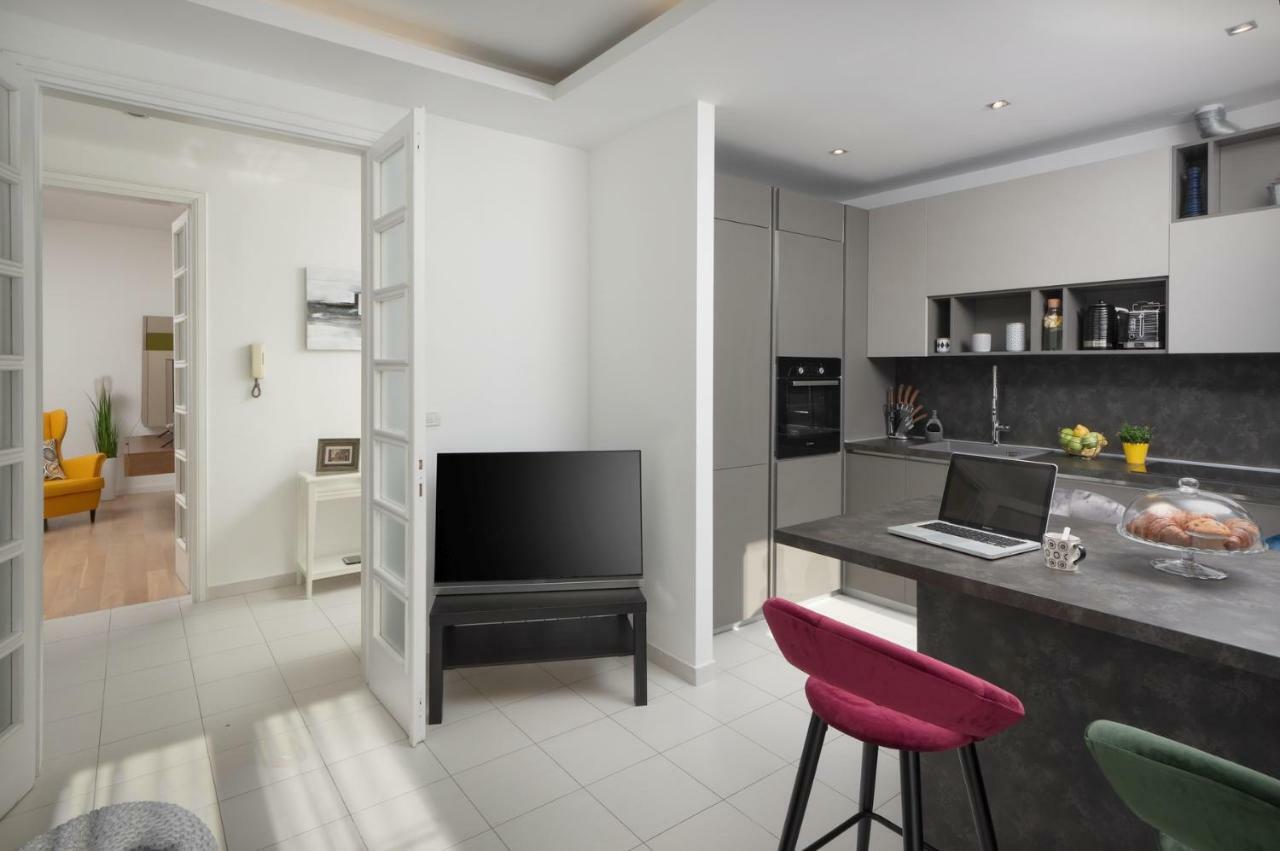 Carducci Apartment - Center พูลา ภายนอก รูปภาพ